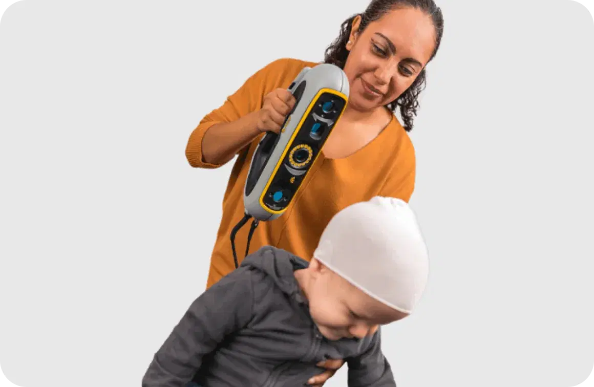 HandySCAN 3D Black Series in use